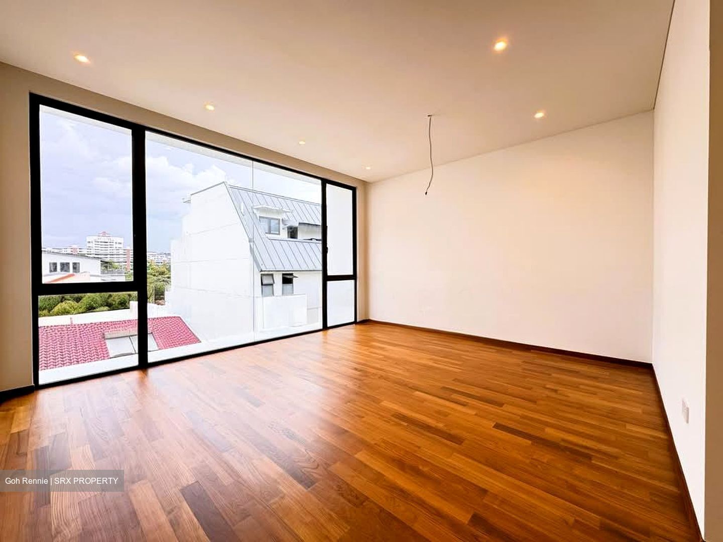 Lorong Chuan (D19), Terrace #586543951